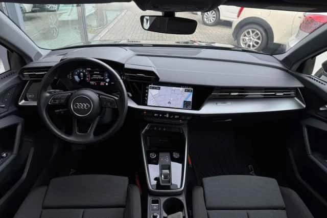 Audi A3 (2021) thumbnail 5
