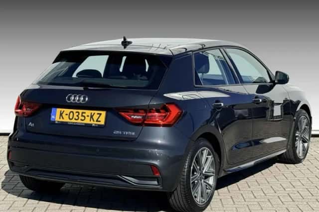 Audi A1 (2021) thumbnail 2