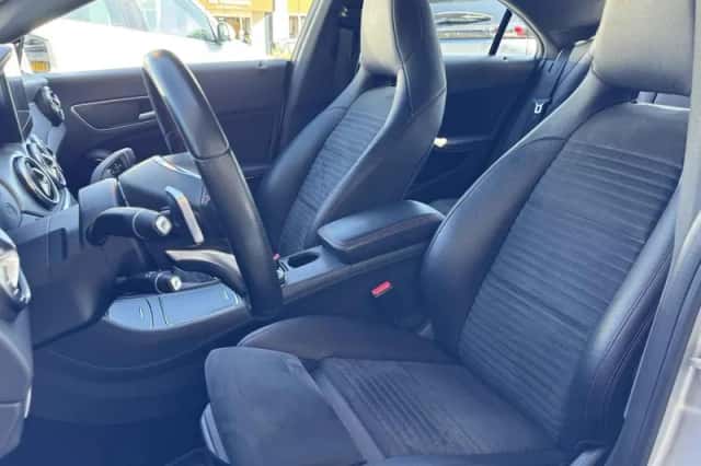 Mercedes-Benz CLA-Klasse (2017) thumbnail 5