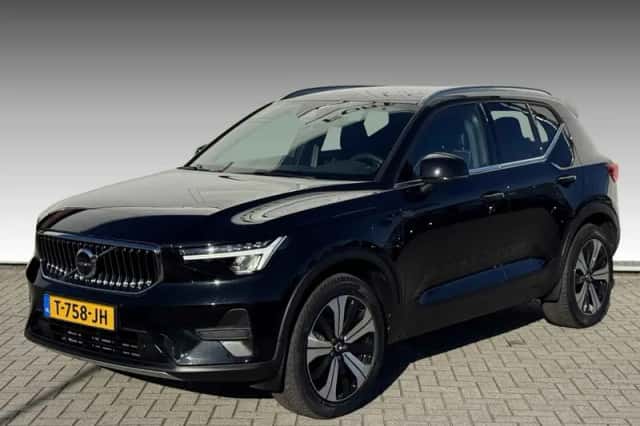 Volvo XC40 (2023) thumbnail 1