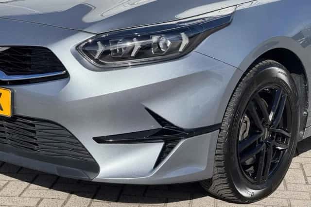 Kia Ceed (2022) thumbnail 6