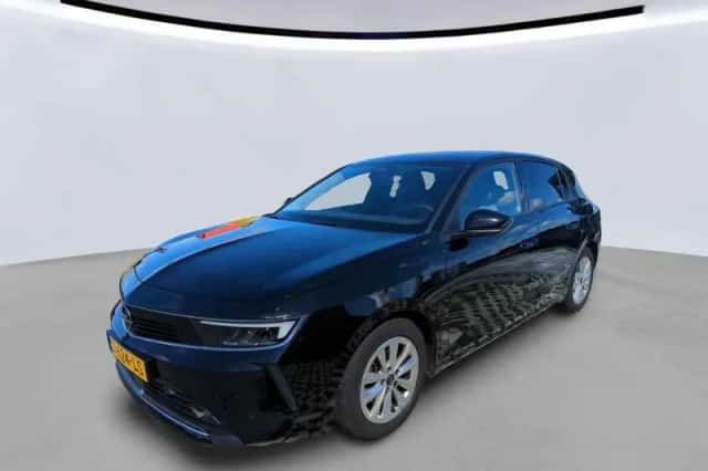Opel Astra (2023) thumbnail 1