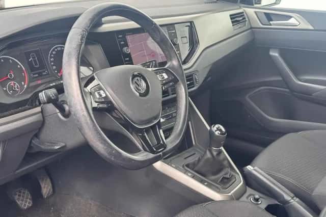 Volkswagen Polo (2020) thumbnail 3