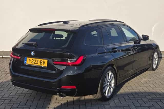 BMW 3-Serie (2023) thumbnail 2