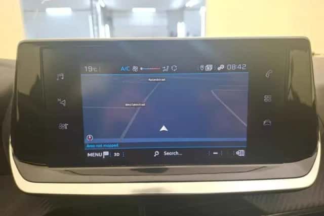 Peugeot 208 (2022) thumbnail 6