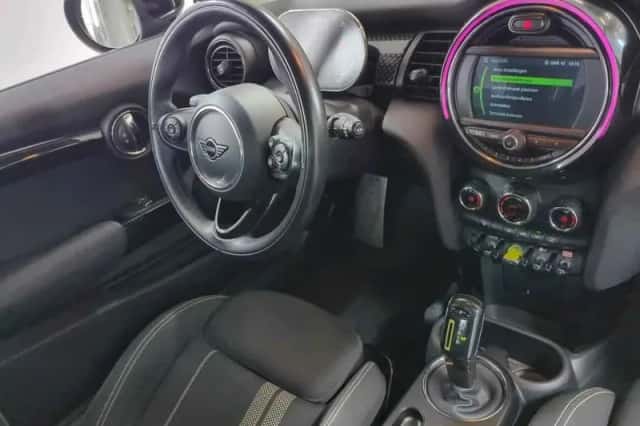 MINI Cooper (2020) thumbnail 6