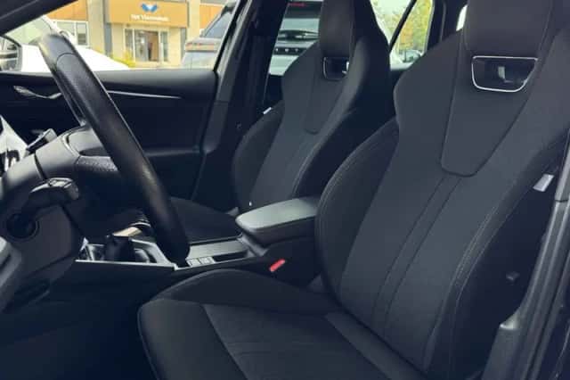 Škoda Octavia (2021) thumbnail 3