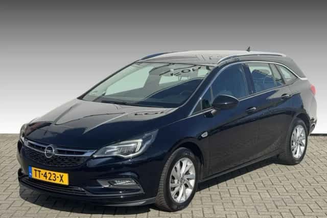 Opel Astra (2018) thumbnail 1