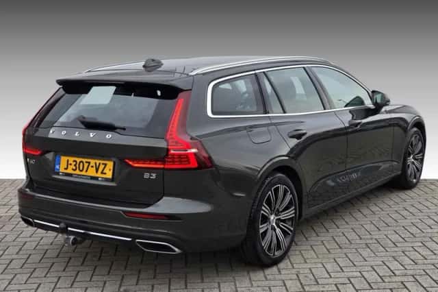 Volvo V60 (2020) thumbnail 2
