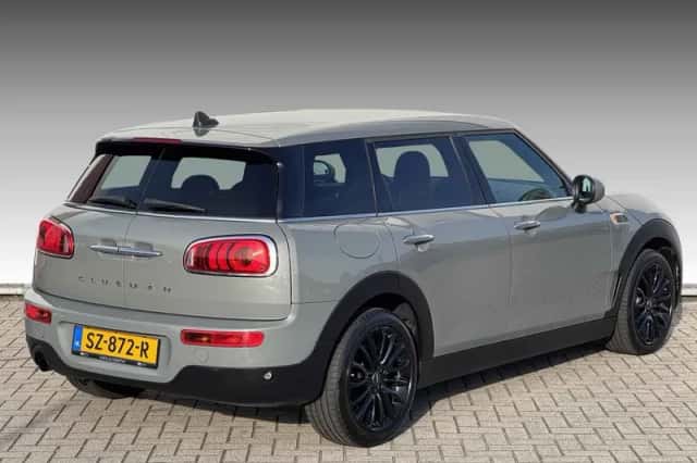 MINI Clubman (2018) thumbnail 2