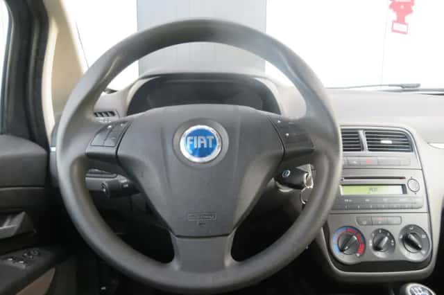 Fiat Grande Punto (2008) thumbnail 6