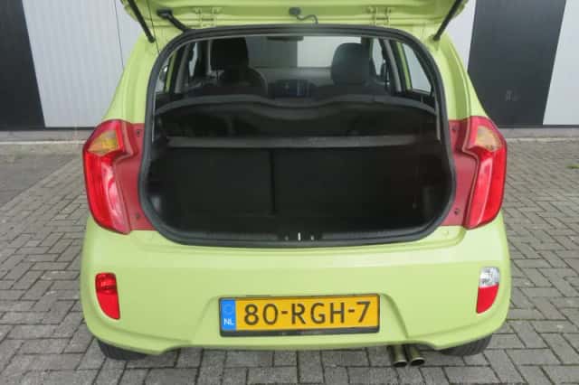 Kia Picanto (2011) thumbnail 5