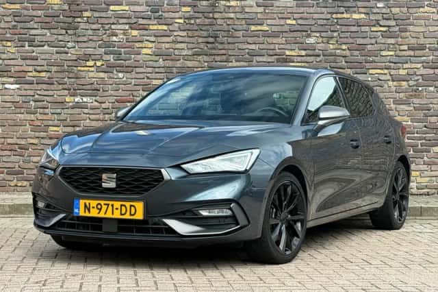 SEAT Leon (2020) thumbnail 1