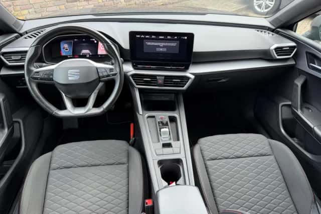 SEAT Leon (2020) thumbnail 2