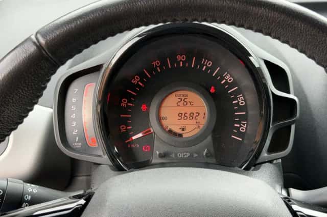 Peugeot 108 (2017) thumbnail 3