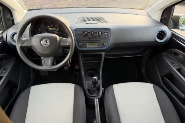 Škoda Citigo (2015) thumbnail 2
