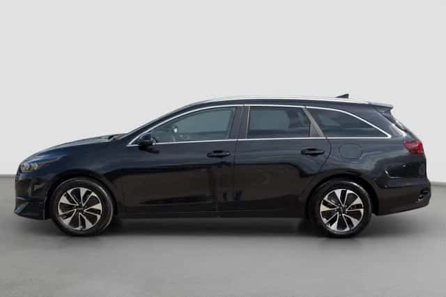 Kia Ceed (2025) thumbnail 3