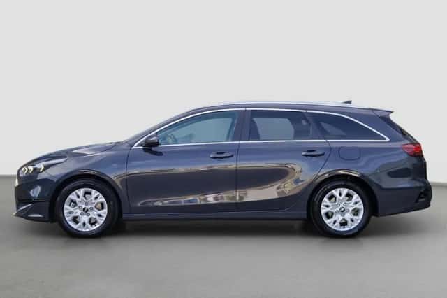 Kia Ceed (2025) thumbnail 2