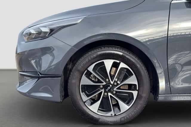 Kia Ceed (2025) thumbnail 4