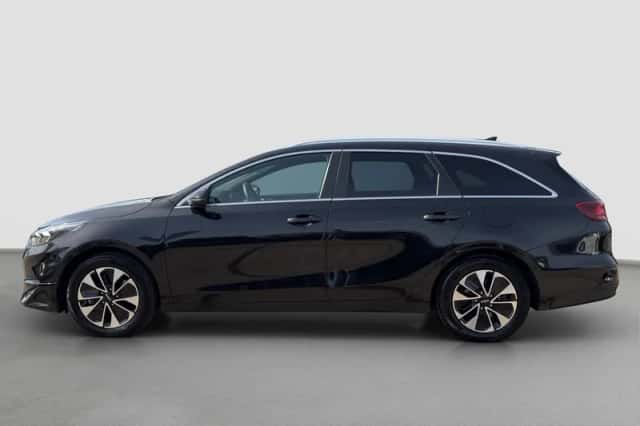 Kia Ceed (2025) thumbnail 3