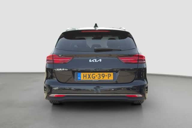 Kia Ceed (2025) thumbnail 5