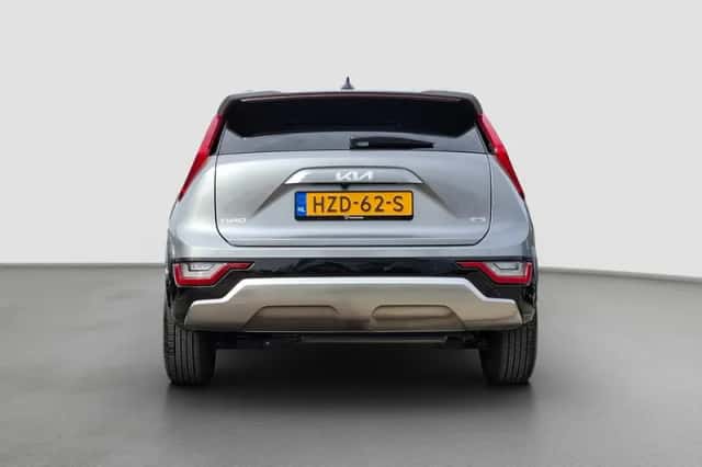 Kia Niro (2025) thumbnail 5