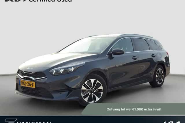 Kia Ceed (2025) thumbnail 1
