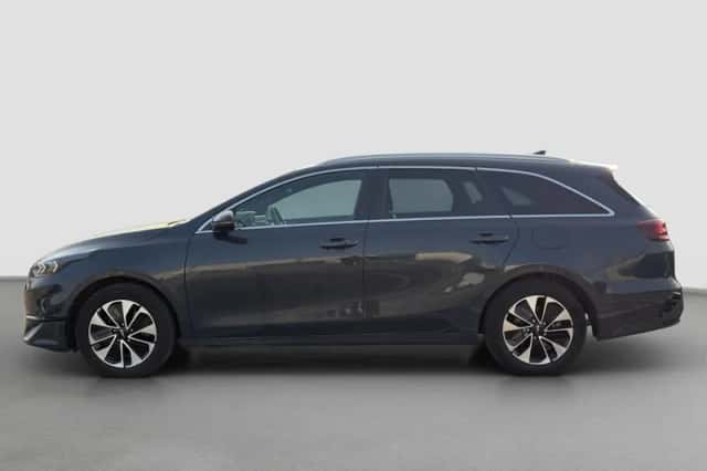 Kia Ceed (2025) thumbnail 3