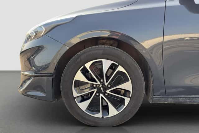 Kia Ceed (2025) thumbnail 6