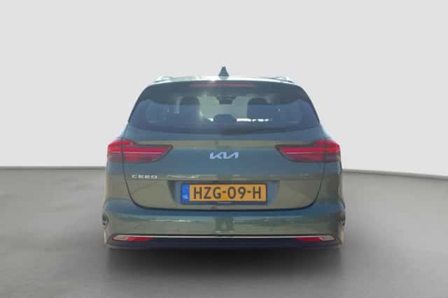 Kia Ceed (2025) thumbnail 5
