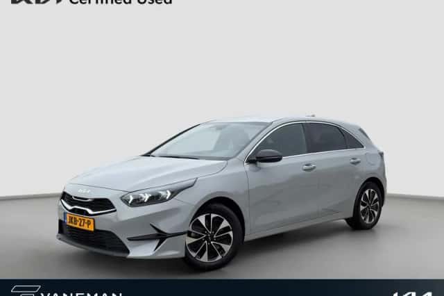 Kia Ceed (2025) thumbnail 1