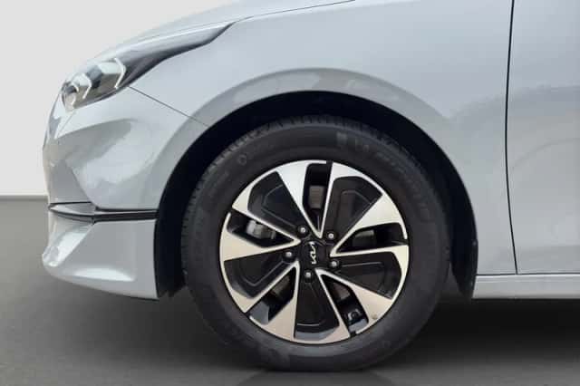 Kia Ceed (2025) thumbnail 6