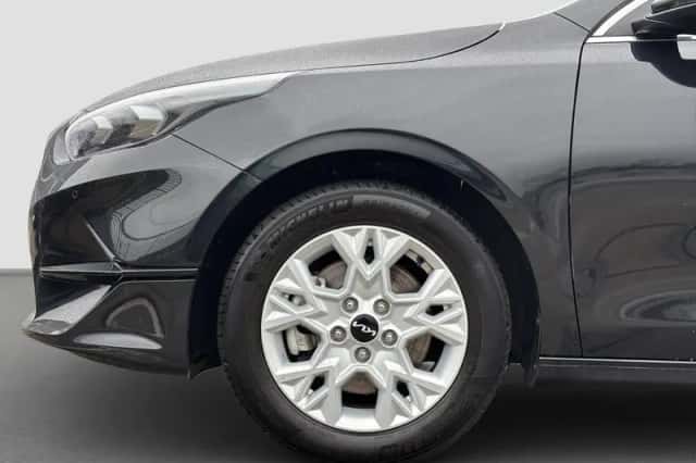 Kia Ceed (2025) thumbnail 6