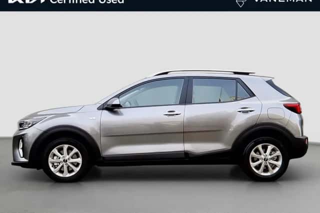 Kia Stonic (2024) thumbnail 2