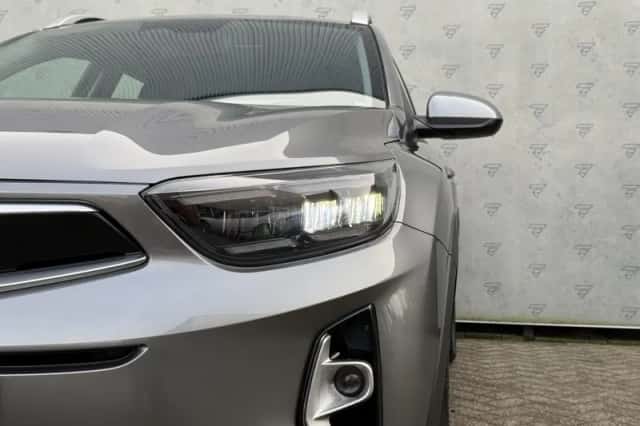 Kia Stonic (2024) thumbnail 5