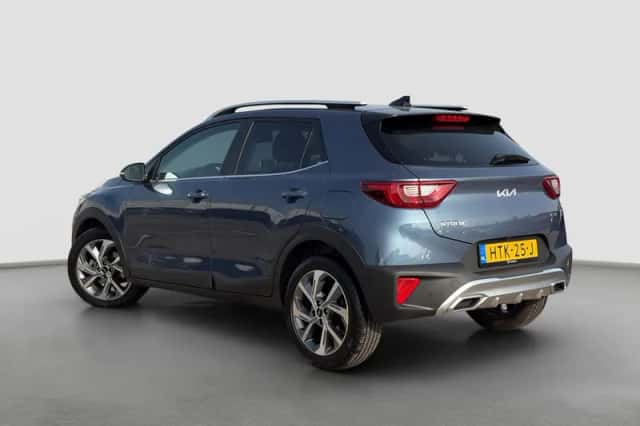 Kia Stonic (2025) thumbnail 2
