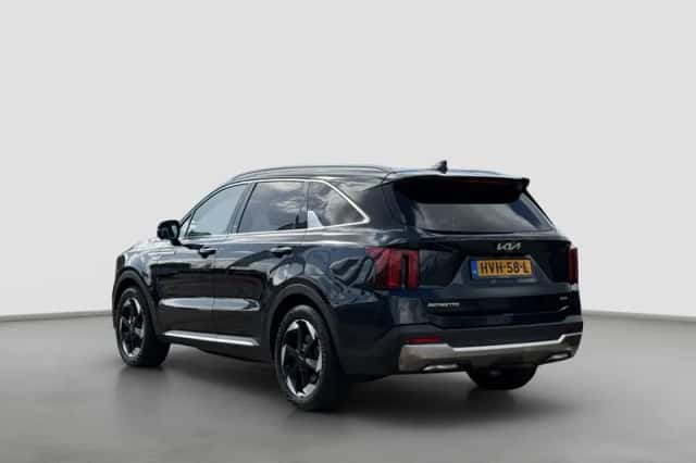 Kia Sorento (2025) thumbnail 3