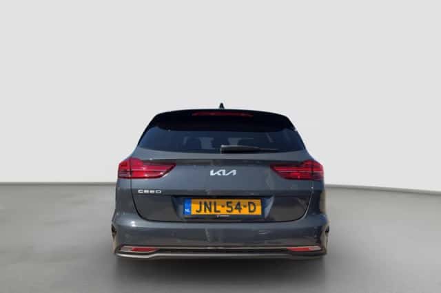 Kia Ceed (2025) thumbnail 5