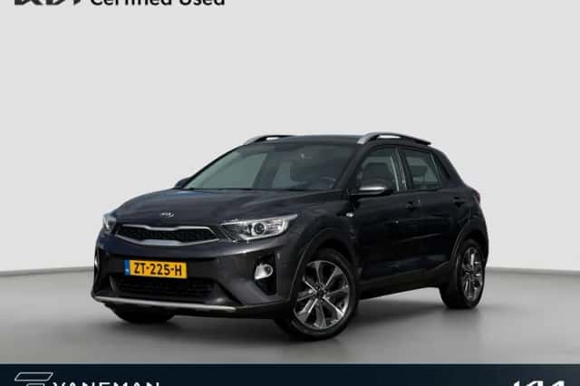 Kia Stonic (2019) thumbnail 1