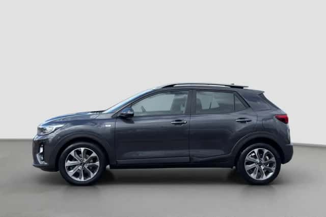 Kia Stonic (2019) thumbnail 3