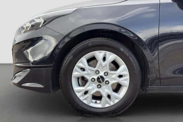 Kia Ceed (2025) thumbnail 6
