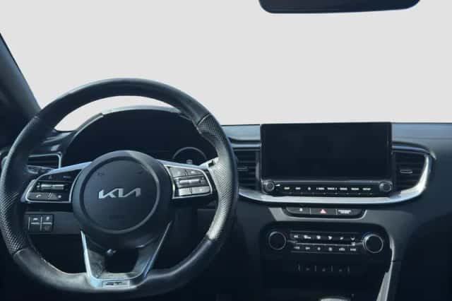 Kia Ceed (2024) thumbnail 6