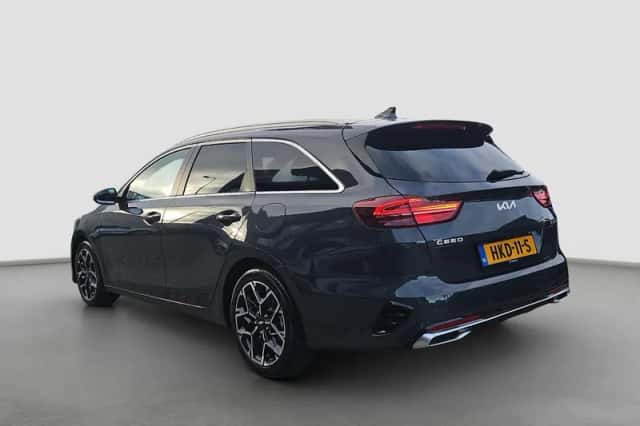 Kia Ceed (2025) thumbnail 3