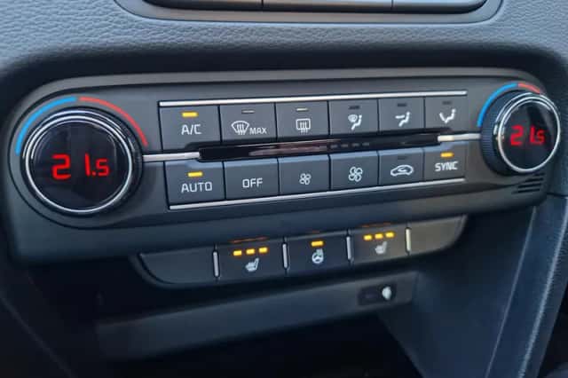 Kia Ceed (2025) thumbnail 6