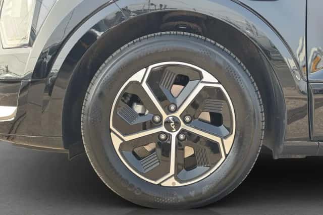 Kia Niro (2025) thumbnail 4