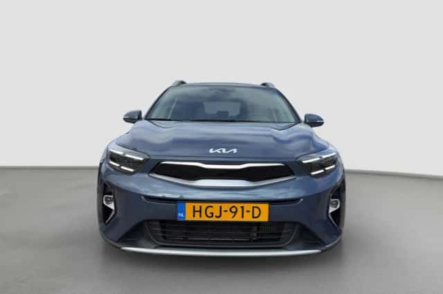 Kia Stonic (2025) thumbnail 4