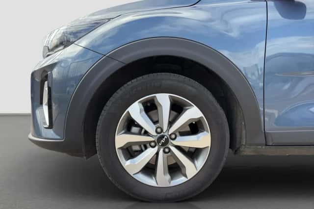 Kia Stonic (2025) thumbnail 6