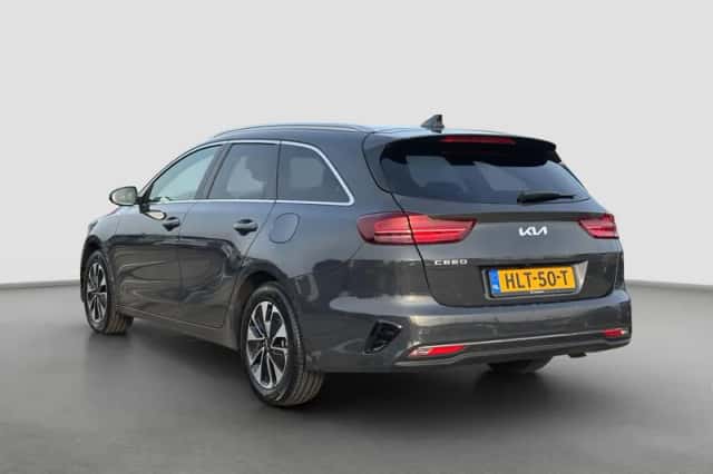 Kia Ceed (2025) thumbnail 2