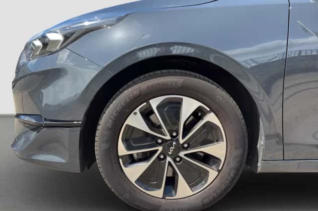 Kia Ceed (2025) thumbnail 6