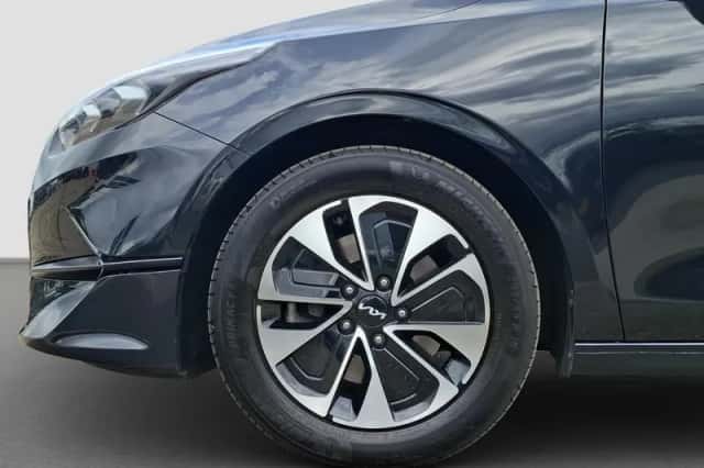 Kia Ceed (2025) thumbnail 6